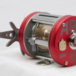 Abu Garcia Ambassadeur 6500CS -hyrräkela, 100vuotis -juhlakela (Vain Meiltä)