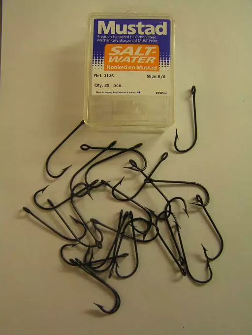 Mustad 3135 Koukut, Koko:6/0 3 Mustad 3135 Koukut, Koko:6/0