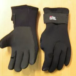 Abu Garcia Neopreeni-käsineet