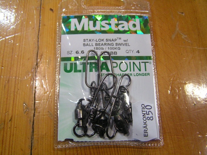 Mustad UltraPoint Stay-Lok -lukko, Kuulalaakeroidulla Leikarilla, Koko:6.6 3 Mustad UltraPoint Stay-Lok -lukko, Kuulalaakeroidulla Leikarilla, Koko:6.6